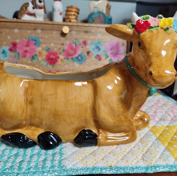 🌺 New Pioneer Woman Brown Floral Cow Planter - Home Decor - Picture 5 of 7